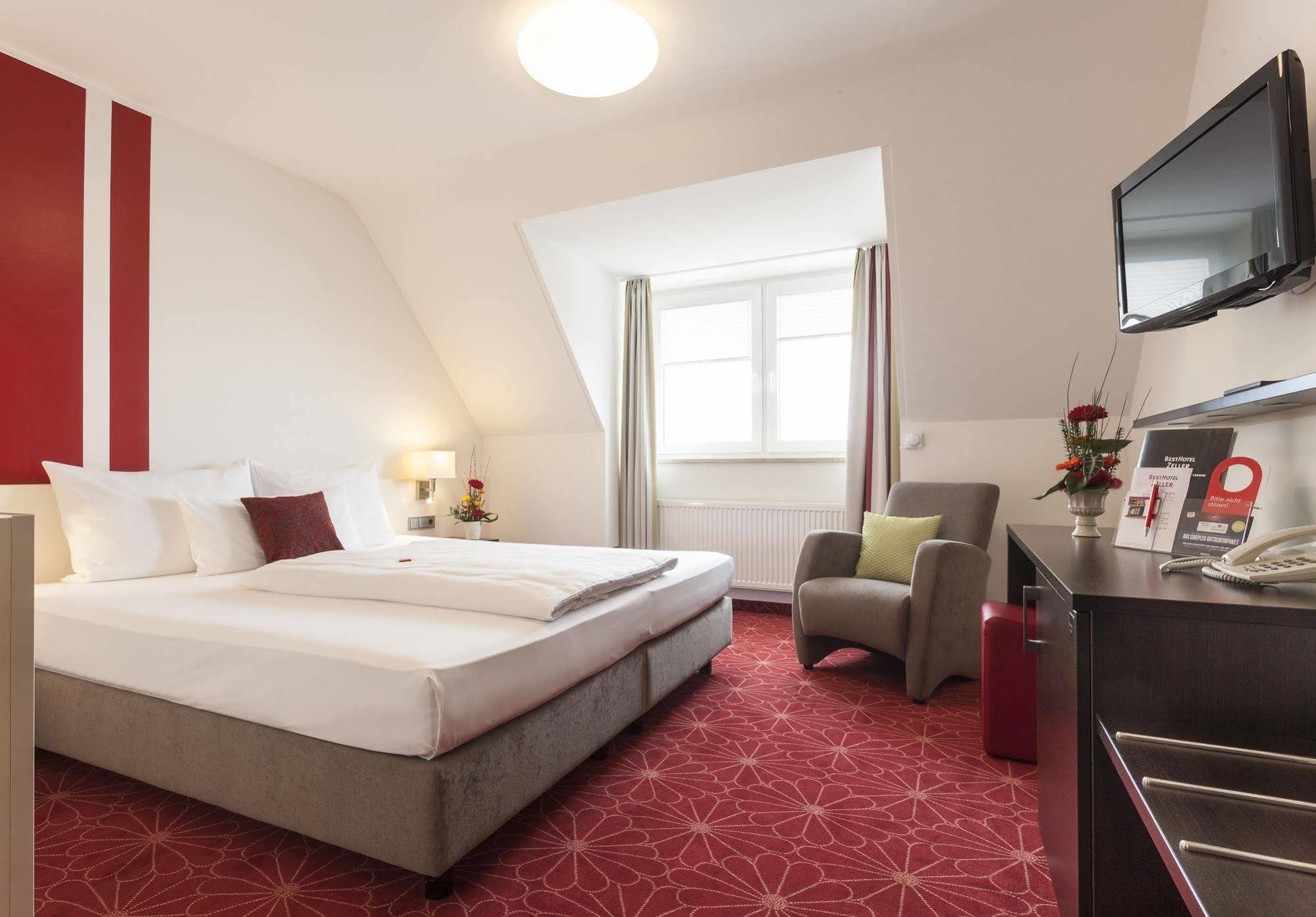 Hotel Zeller'S Quartier Königsbrunn Zewnętrze zdjęcie